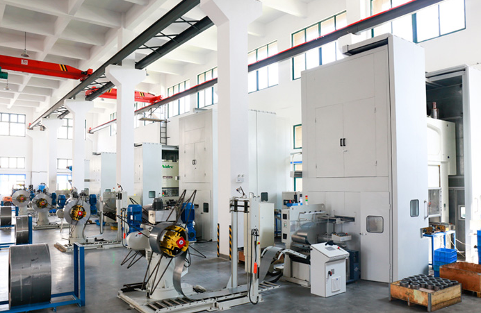 如何评估一家智能传动设备公司的技术研发与制造实力？