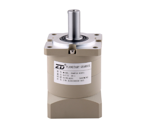 行星减速器在机床刀库与转台中的应用，有哪些不同于机器人的特殊要求？